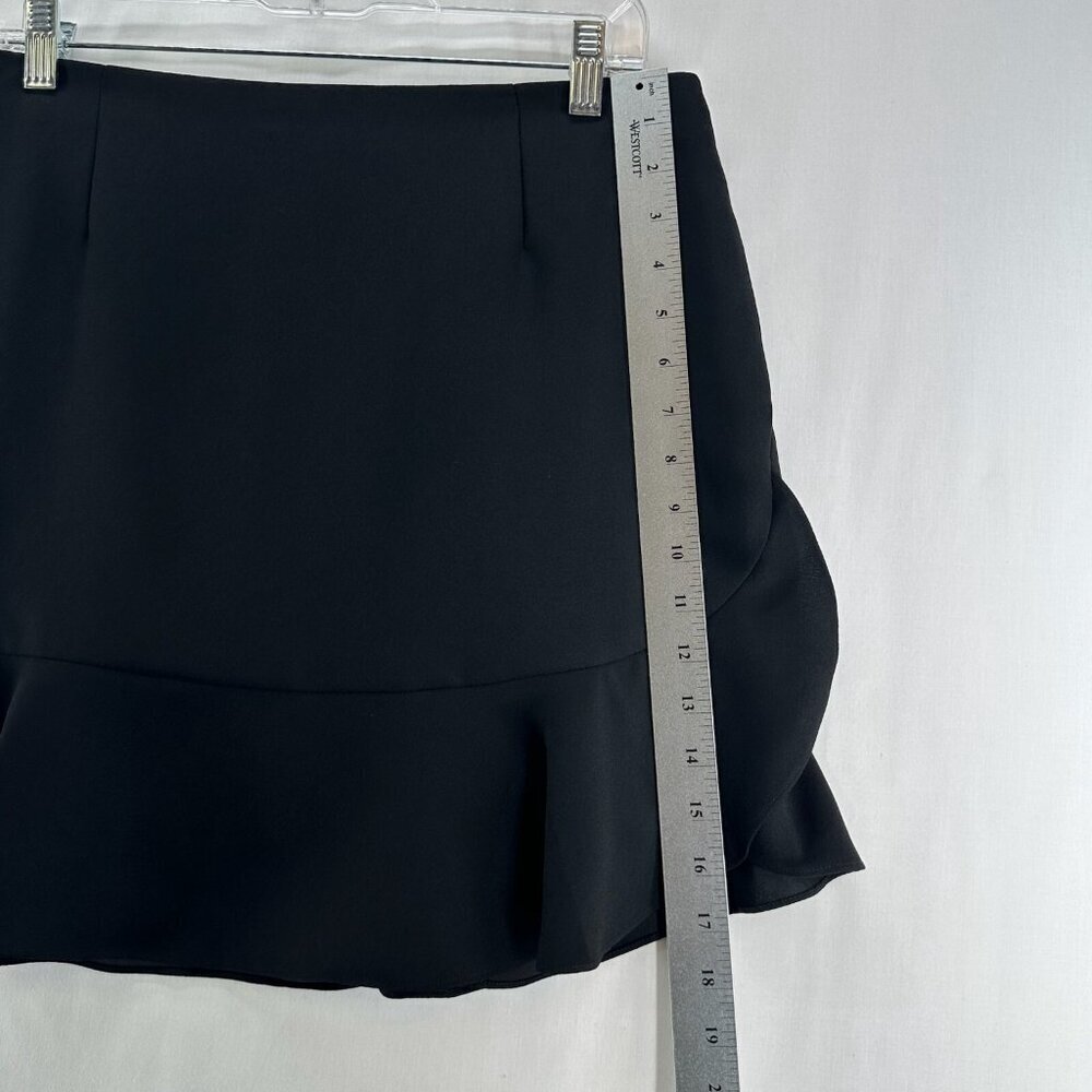 Banana Republic Flounce Mini Skirt Womens Sz 10 Back Zip Lined Ruffle Hem Black - Picture 8 of 13